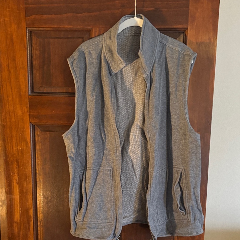 Tasso Elba Gray Men's Vest